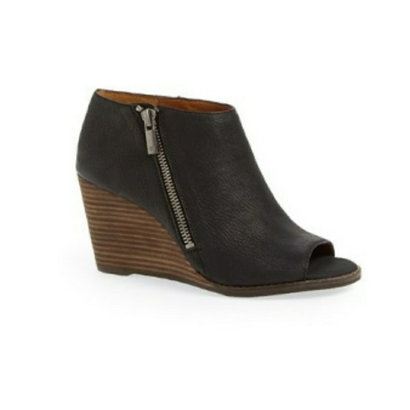 lucky brand peep toe wedges